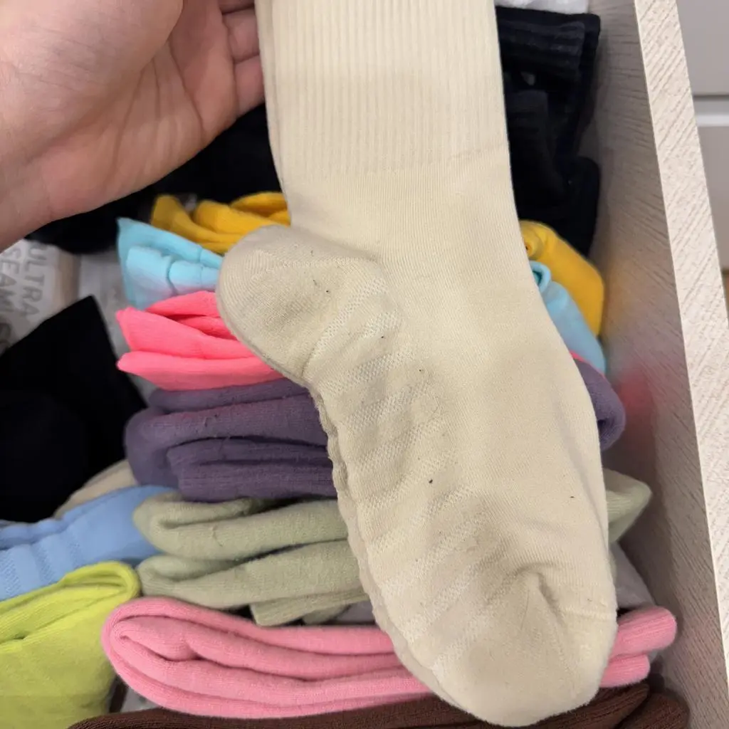 일반양말보다 사이즈가
