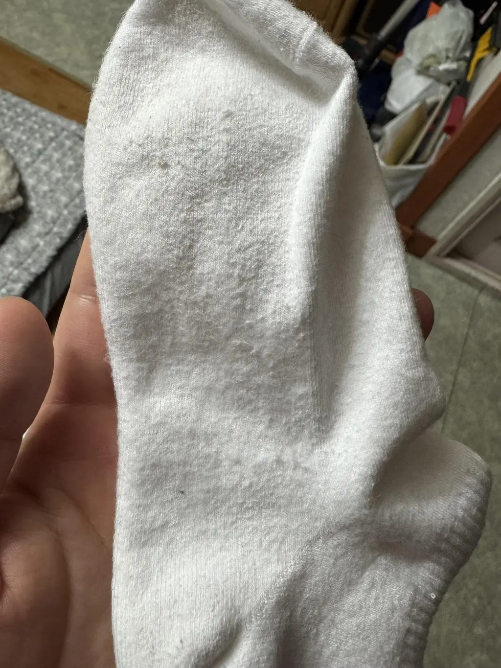 후기가 너무 좋아서 구매해봤는데 저만 그런가요..?한번 딱 신었는데도 보풀이 너무너무