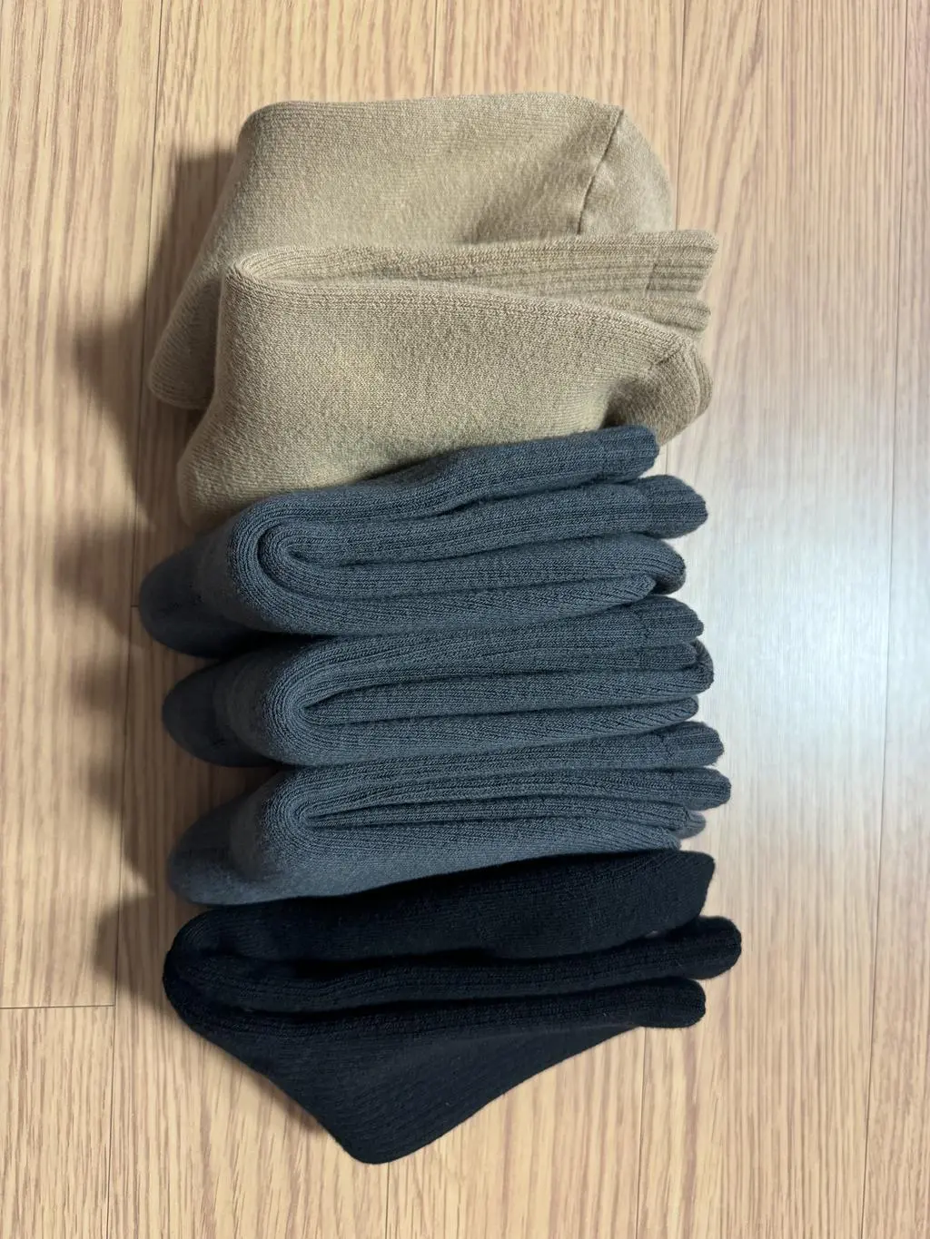 일반 데일리 넘나 잘신고 있는데 겨울철 기모기모 신상 나왔다고 알림와서 추가 구매했