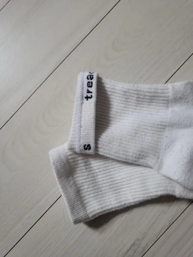 아들이 편한지 계속 주문해달라고 해서 잘 신고 다녀요
