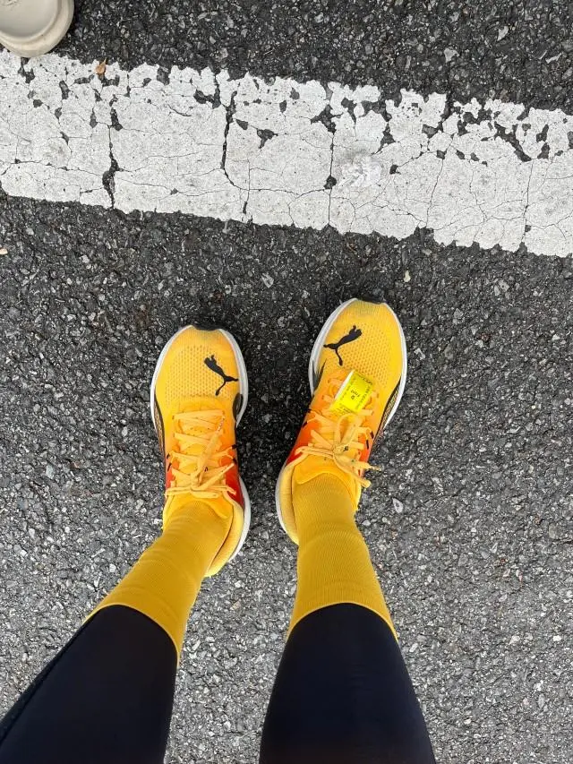 발목을 탄탄하게 잡아주고 통풍이잘됩니다
