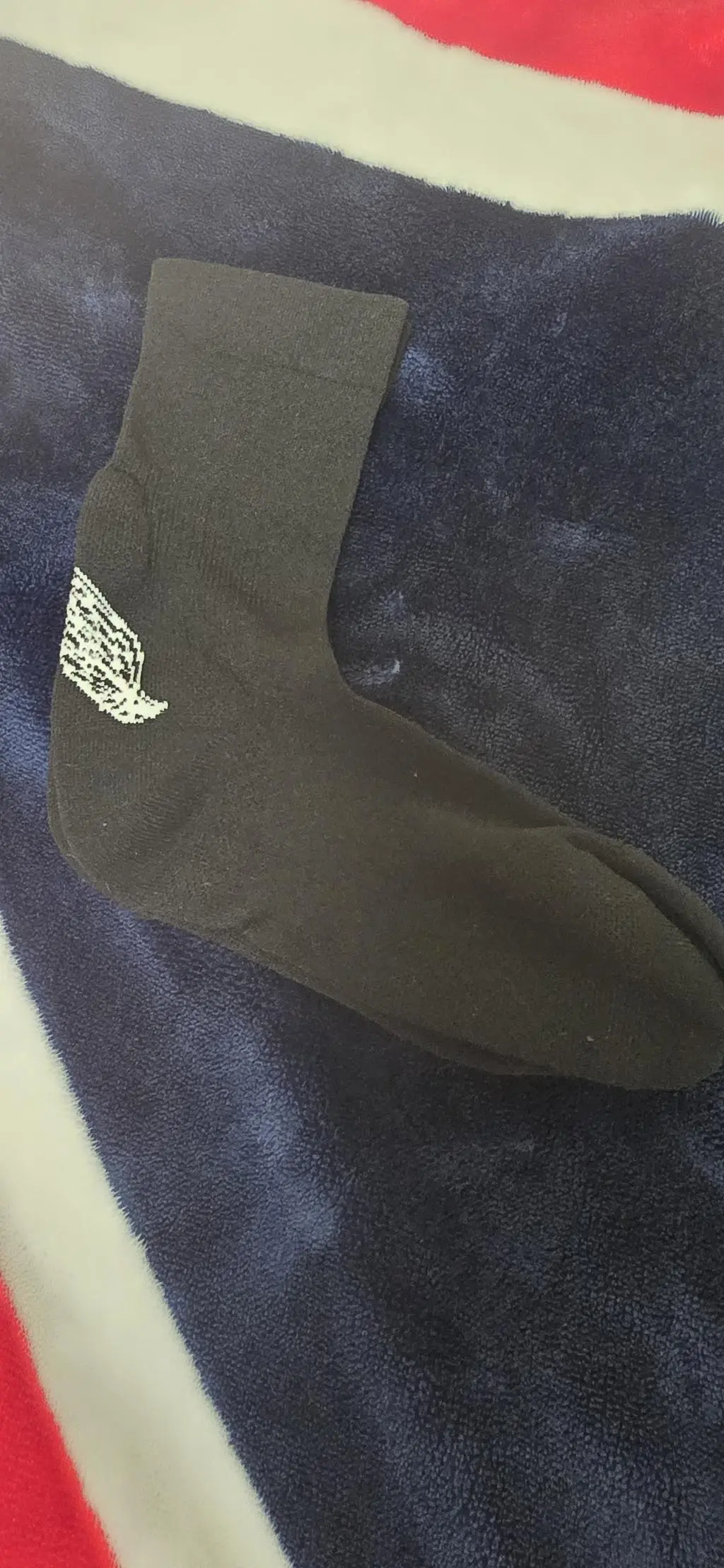 발이 너무 편하고 착용감이 좋아요. 요즘 오래 걷다보니 발바닥도 아파오구 발목도 부어