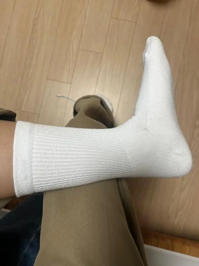 첨에 가격보고 양말치고 비싸다 생각했는데, 리뷰기 다들 좋길래 속는셈치고 구매해봤어