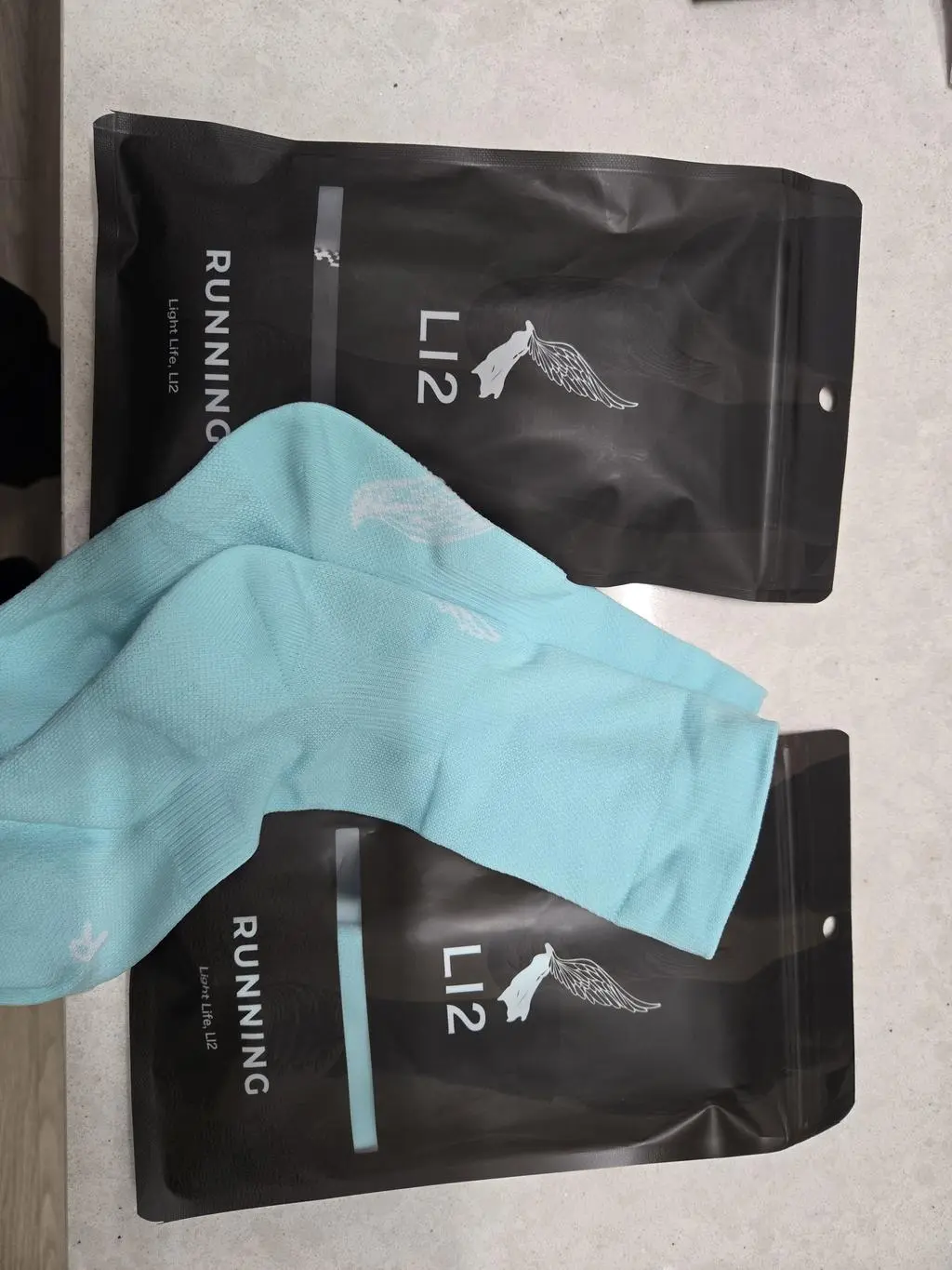 발목을 감싸주는게 하체 운동이나 런닝할때
