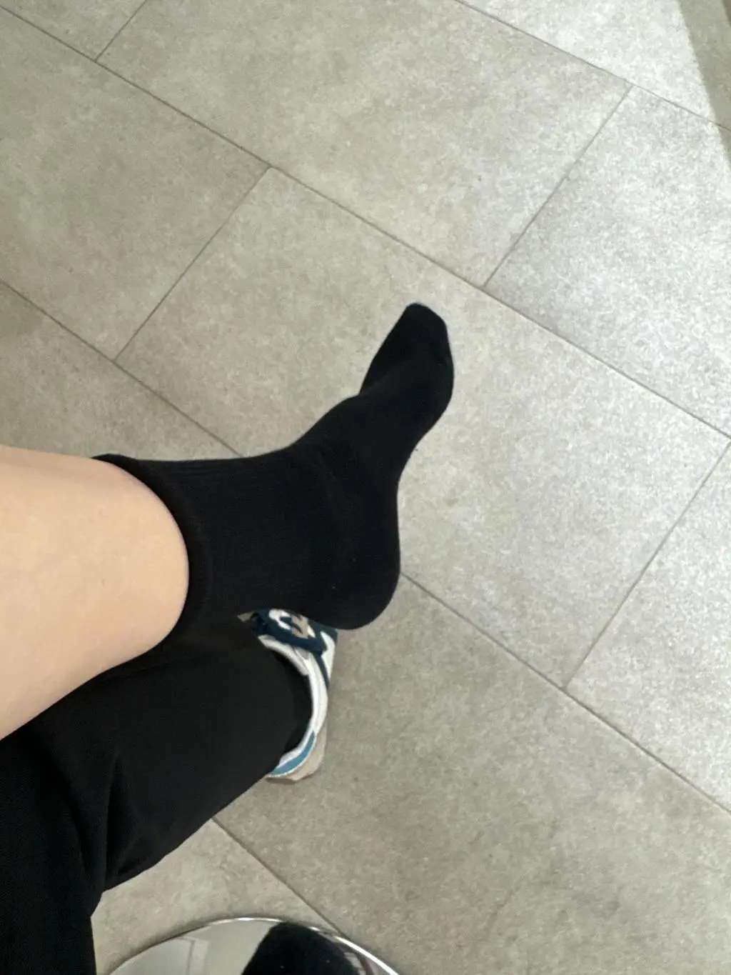 완전 두껍지도않고
