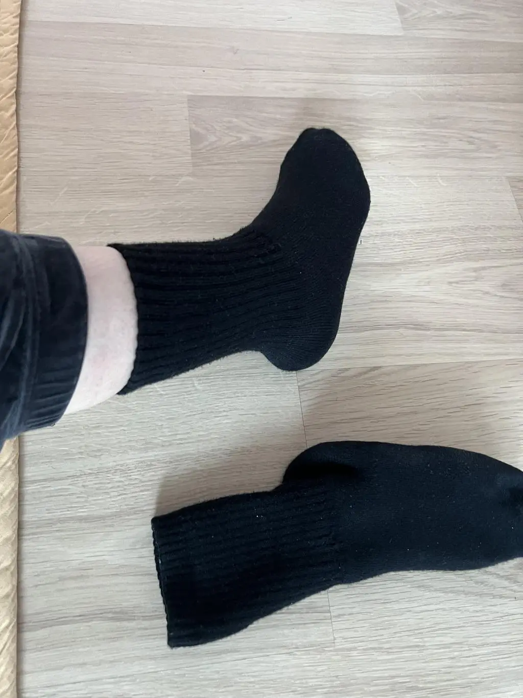 도돔하고 발을 촥 감아줘서 따뜻하고 좋아요 겨울에 특히나 필요할 것 같아요 저는 수족