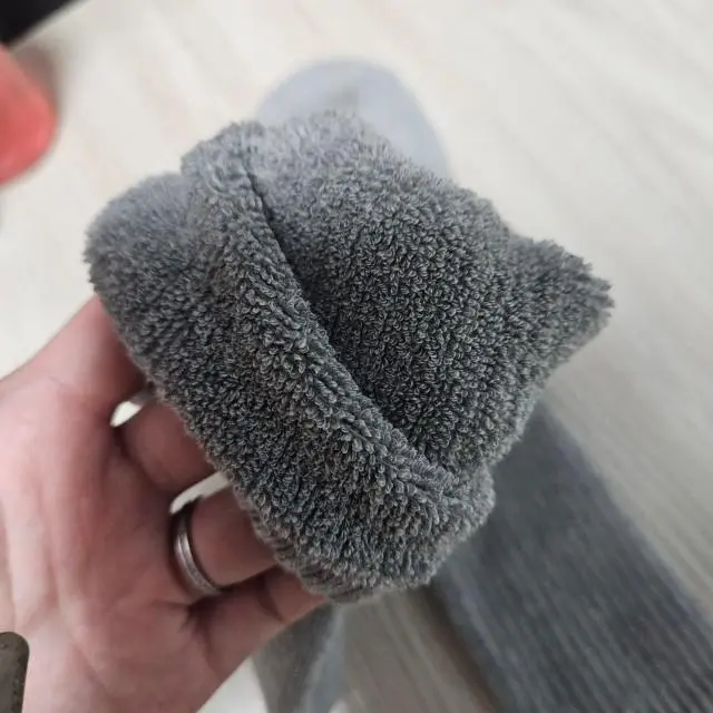 아주 굿 도톰합니다
