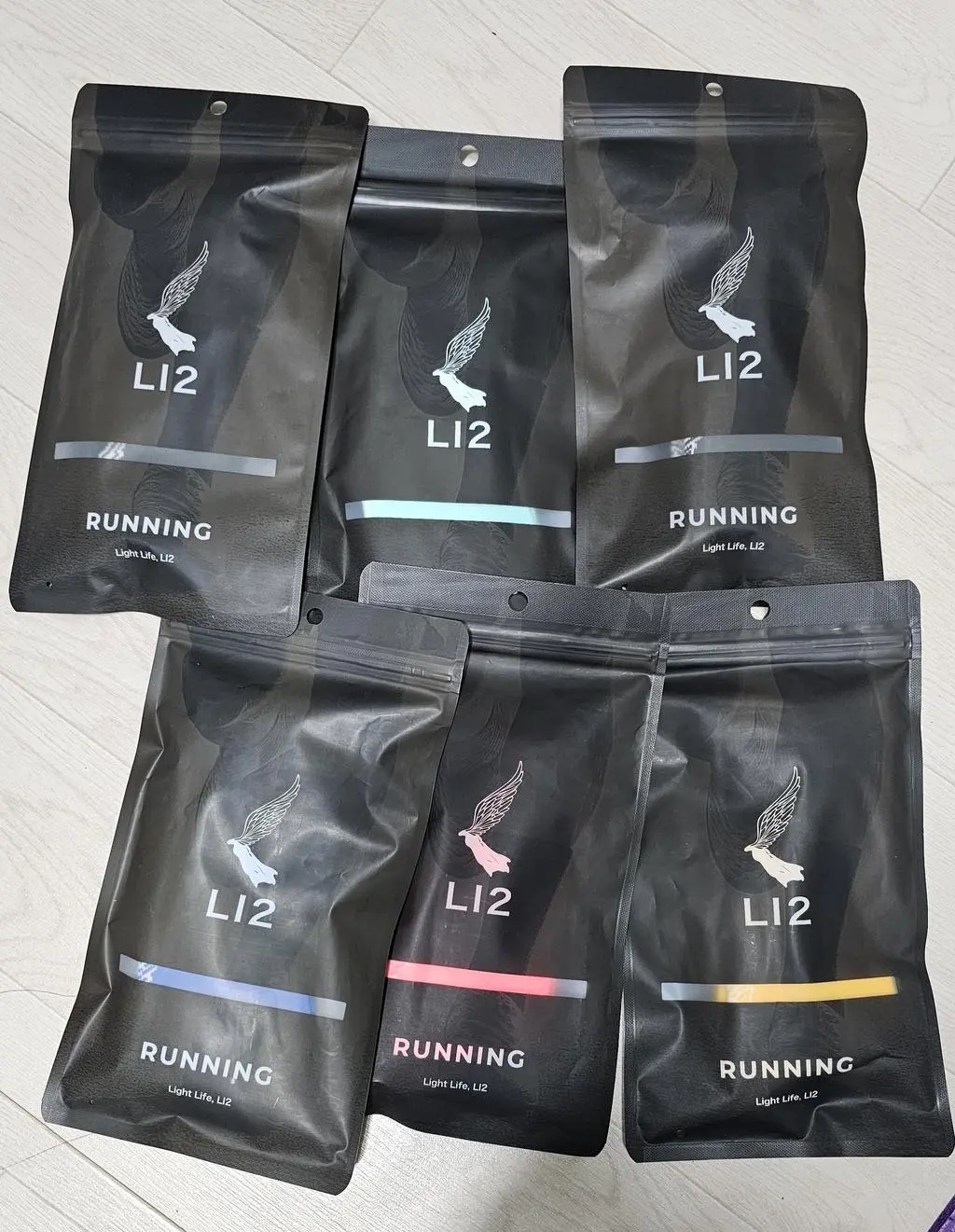 일주일동안 신어보고 리뷰 남겨요~ 
