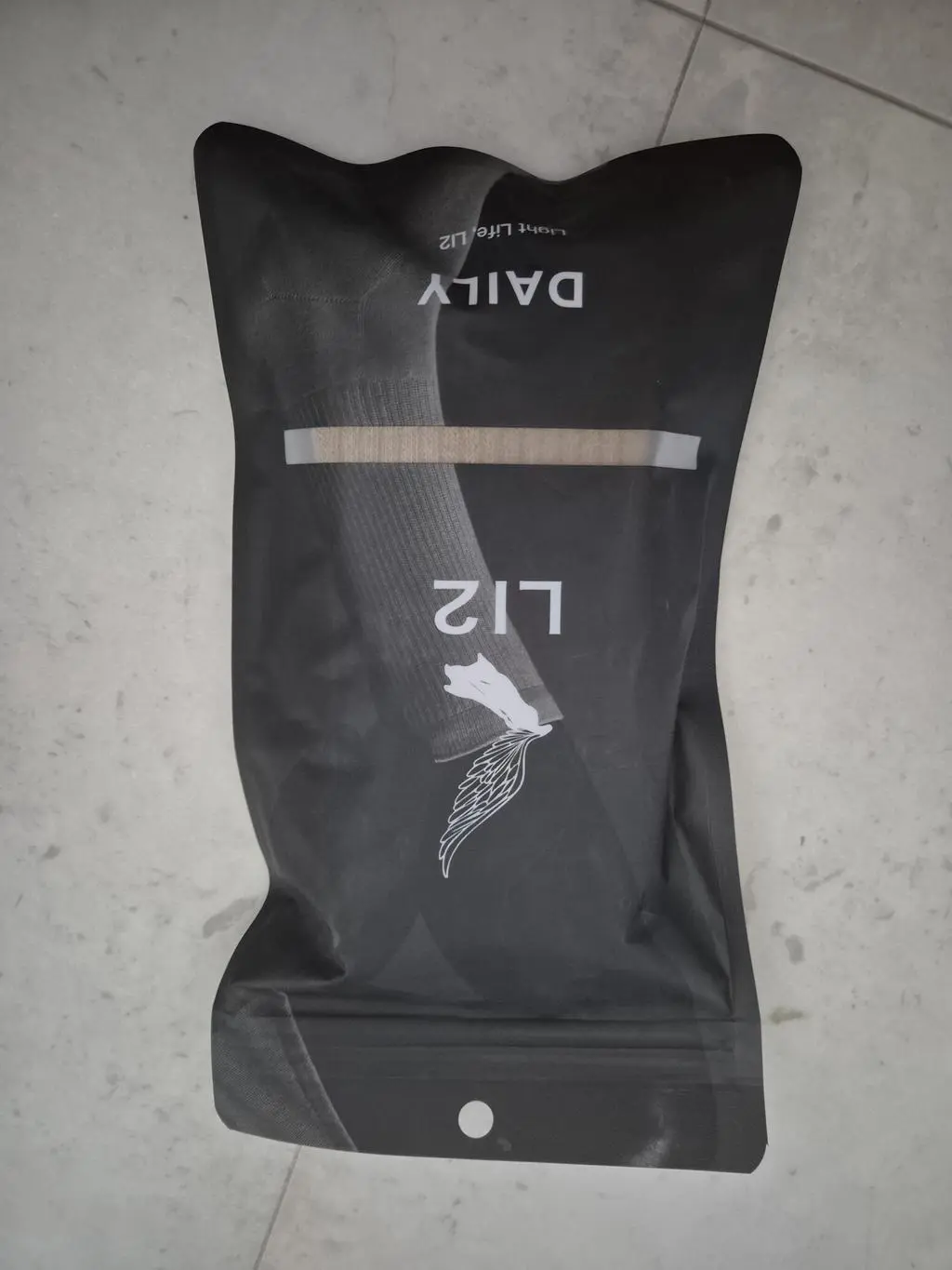 양말안에  기모가  있어  편안하고 따뜻합니다