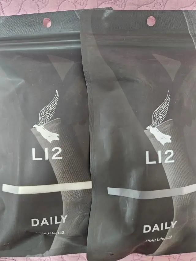 발바닥은 폭신한데 오래신으면 발목이 조여요 ㅜ
