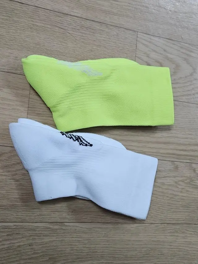 탄탄하니 잡아줘요. 그래서 장시간 사용은 힘들어요.
