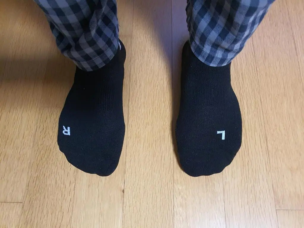 저처럼 족저근막염으로 고생하는 분께 선물로 드렸어요. 폭신하고 좋다하셔서 리투 알려