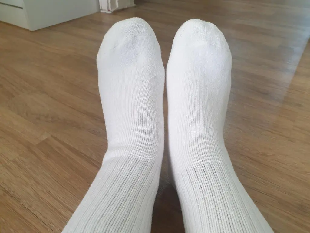 도톰하고 포근하고 만지는 느낌도 신은 느낌도 너무 좋네요
