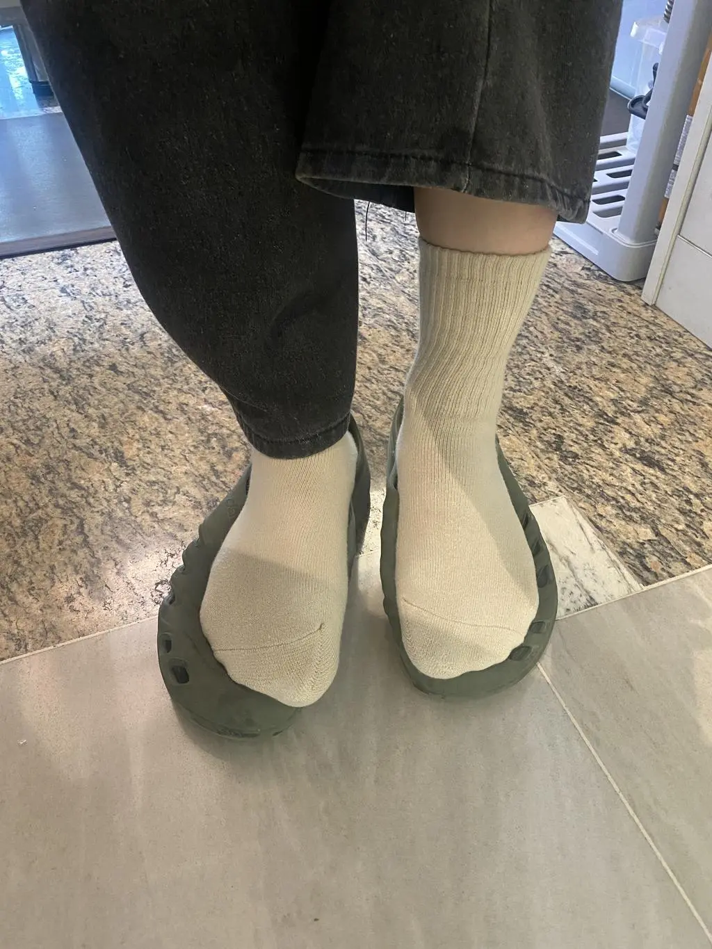 인스타 광고보고 후기가 좋아서 구매했는데 
