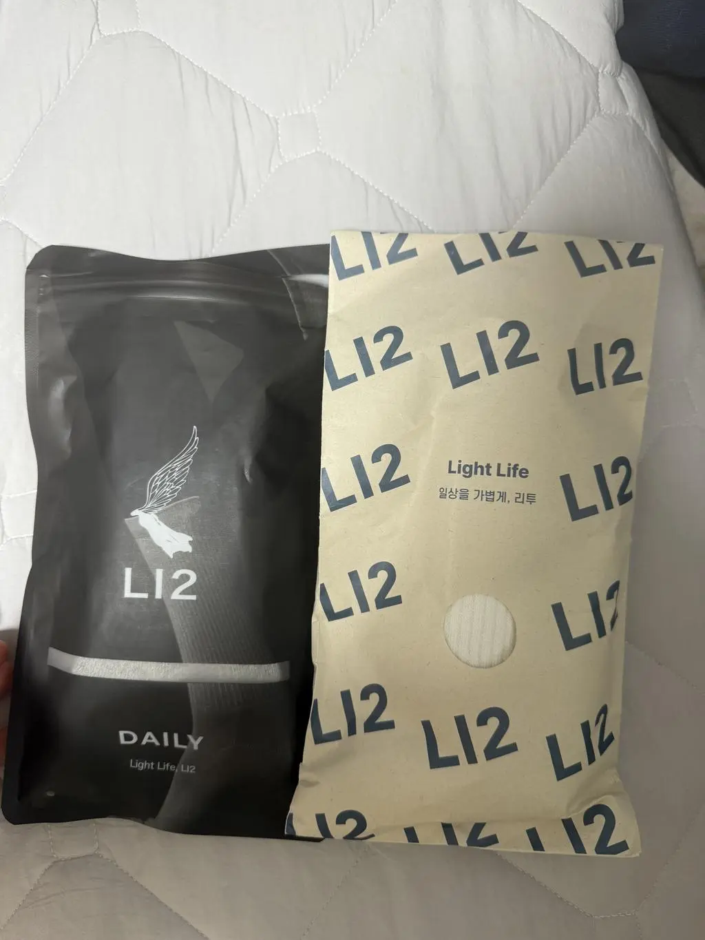 너무 따뜻해여 안기모라 일잔 삭스느낌이라 두툼해보이지도 않아요 배송빠르고 가성비 