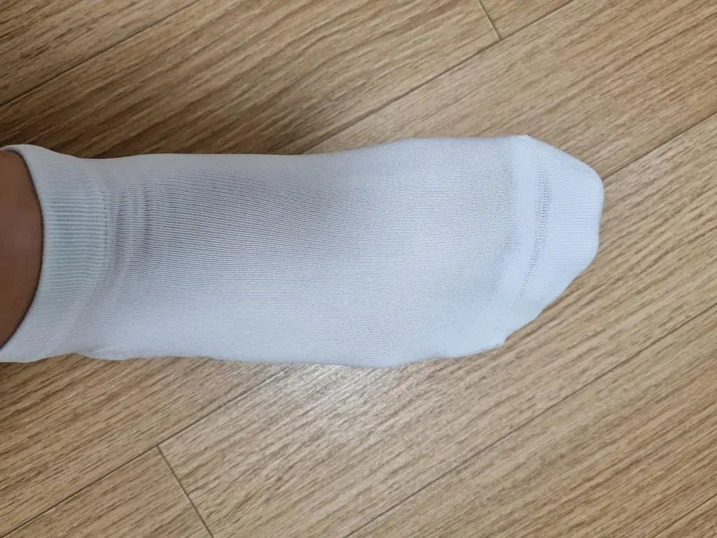 양말이 부드럽고 쫀쫀하니 느낌이 좋네요