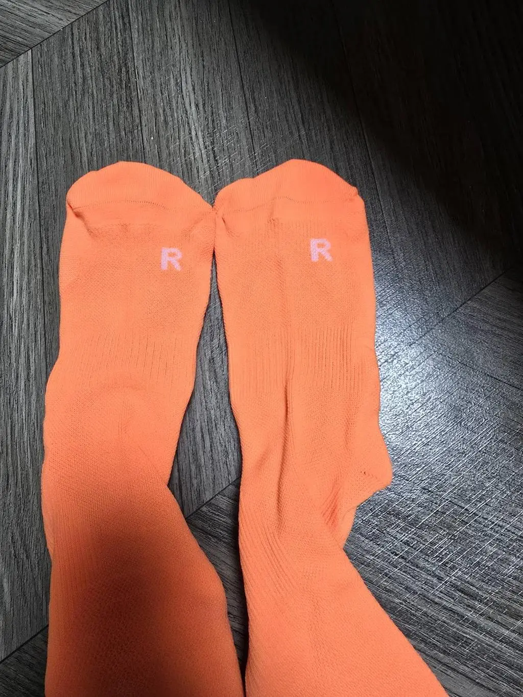 총3개시켰는데 주황색은 왼쪽만왔네요
