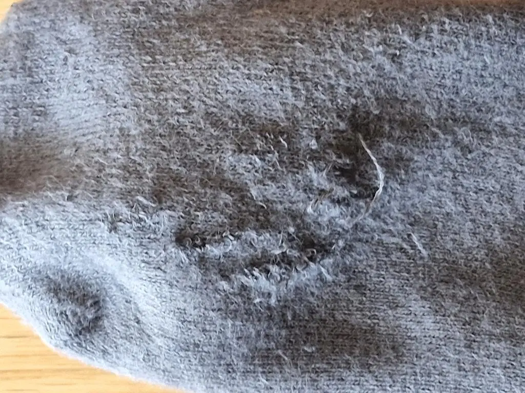 한번 신고 빨았는데,
