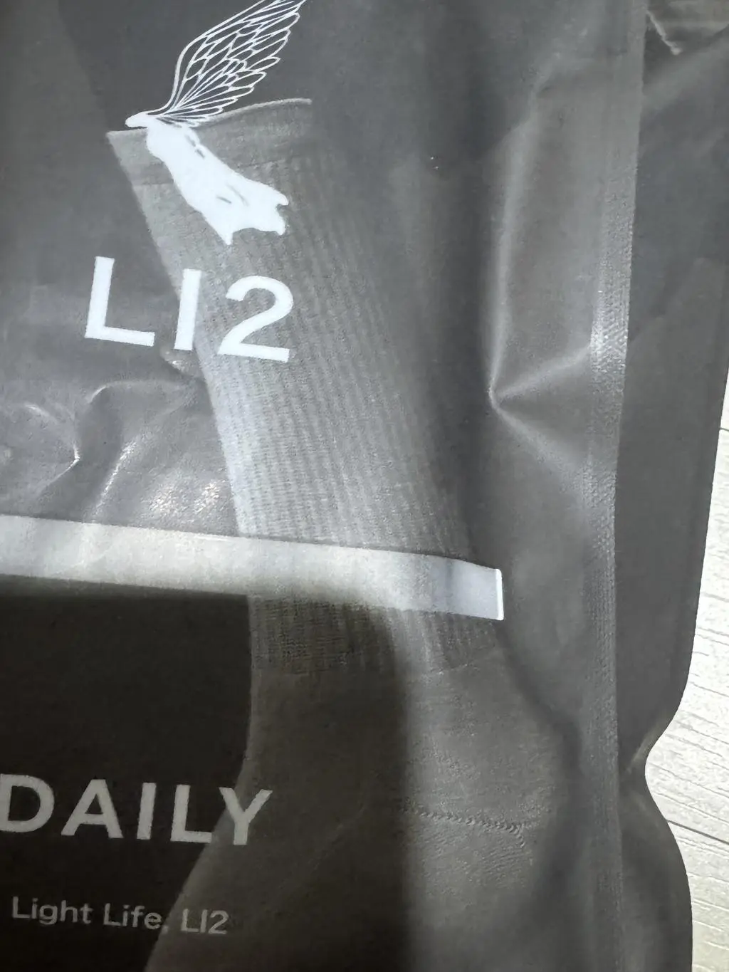 편하게 신기 좋은거같아요 그렇게 두껍지도 않아서 운동용이던 일상생활이던 무난하게 