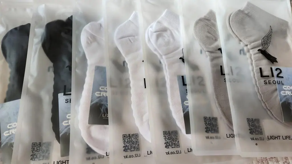 있는데도  욕심이  나서  계속  구매버튼  누르게  됩니다