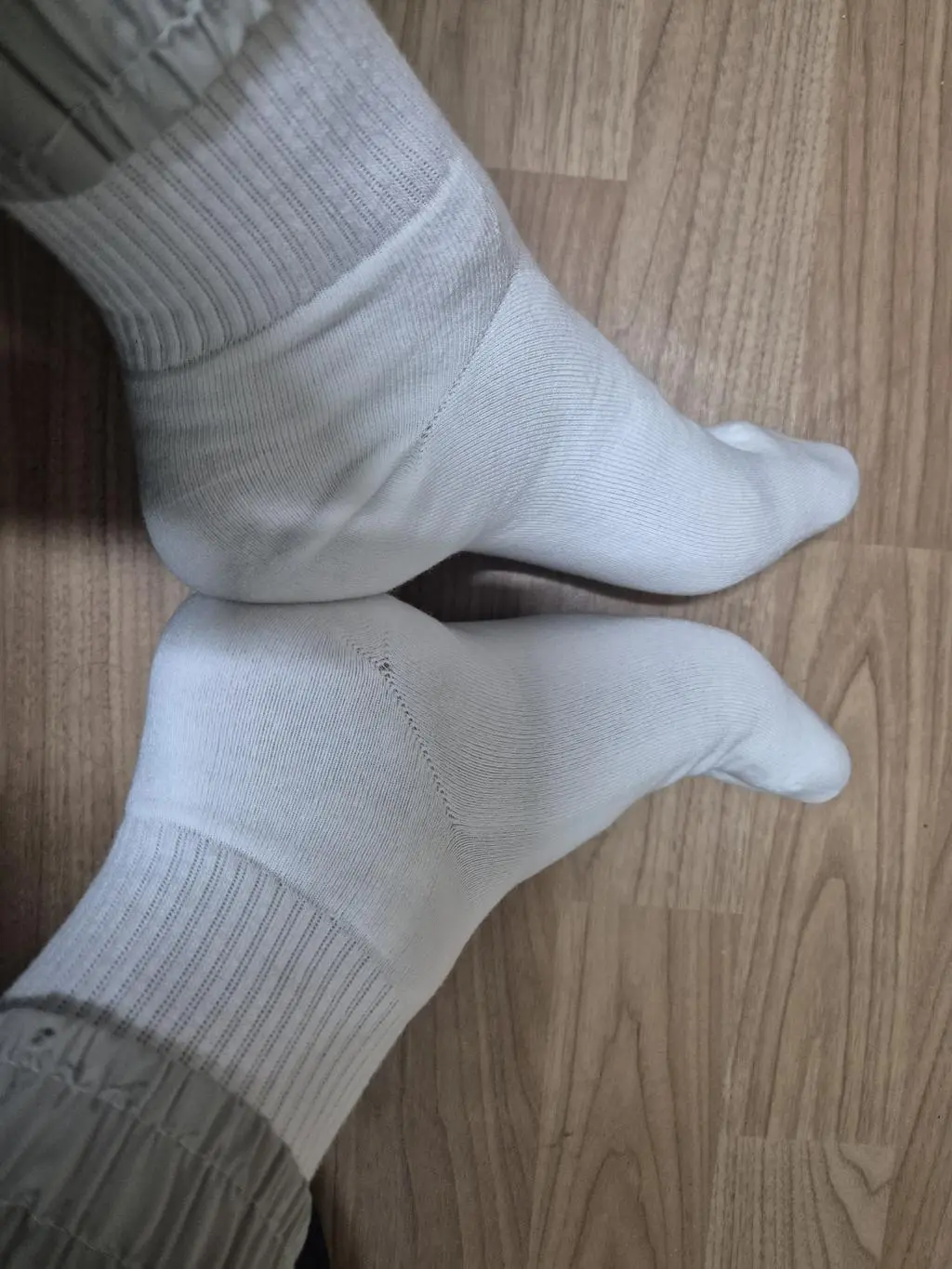 처음 접하는 양말 아주 만족해요 색상도 다양하고
