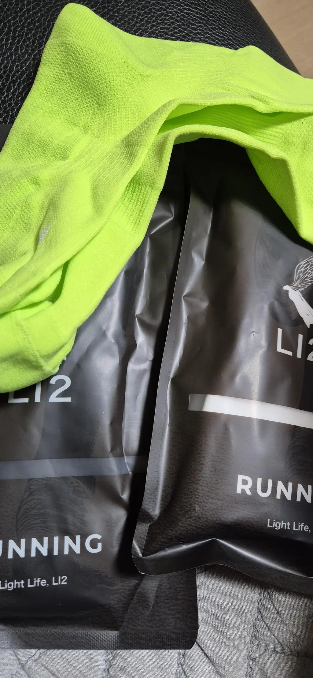 사이즈도 잘맞고 색상도 여러가지라 좋아요. 