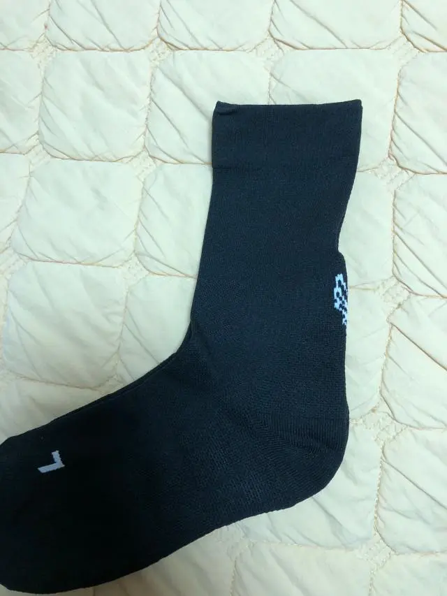 탄탄해보입니다 발에 잘맞네요
