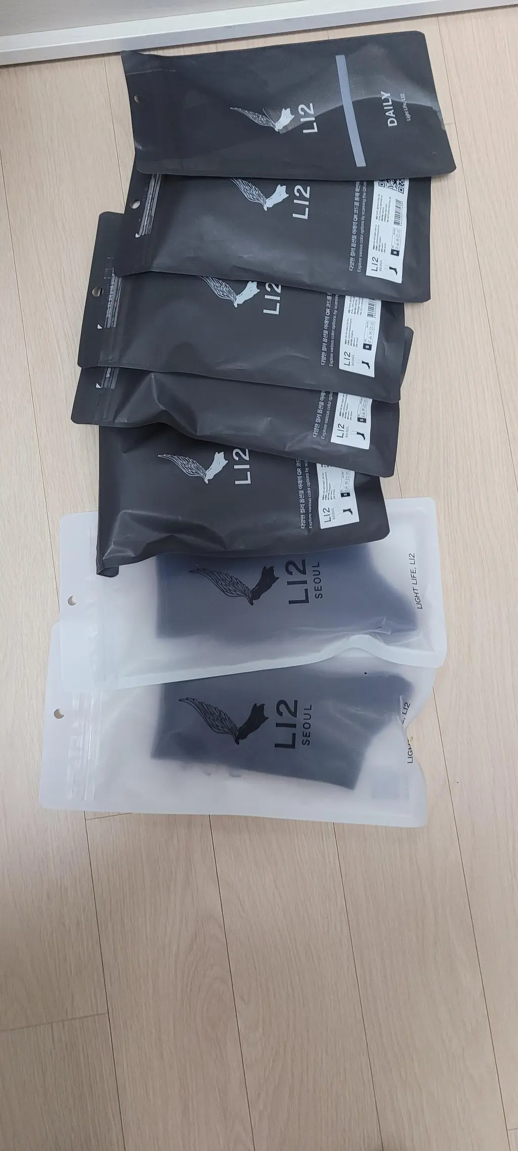 사이즈가 딱맞고 감촉 색상  다좋아요.
