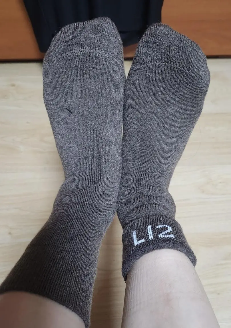 겨울이면 와이프 발이 찬편이라 구매했어요. 하루 착용하더니 엄청 맘에 들어 하네요. 