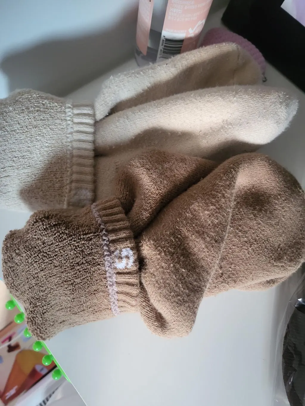 도톰하고짱짱하고역시좋네요~~블프에여름스니커즈도궁매하러왔어요~~