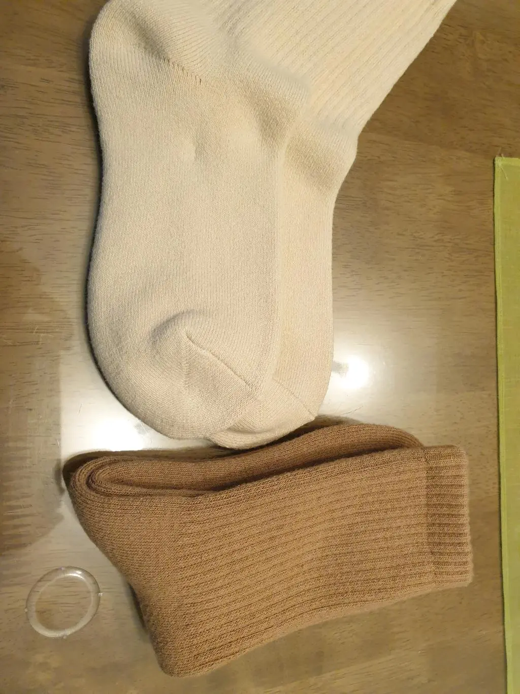 양말의 전체면이 폭신한 양말이라 따뜻해요