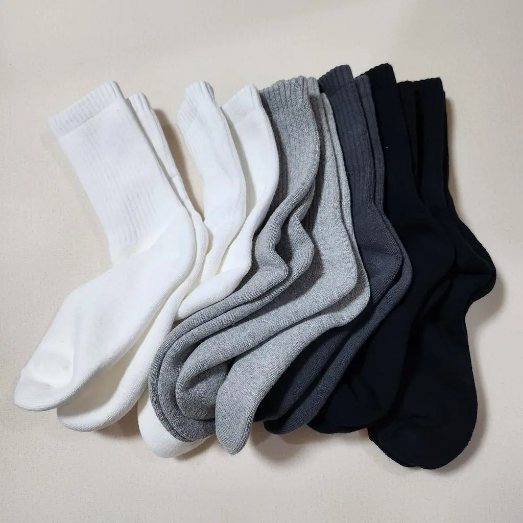 기능성 양말들이 눈에 들어오기 시작했는데 마침 블프라 할인된 가격에 종류별로 사서 