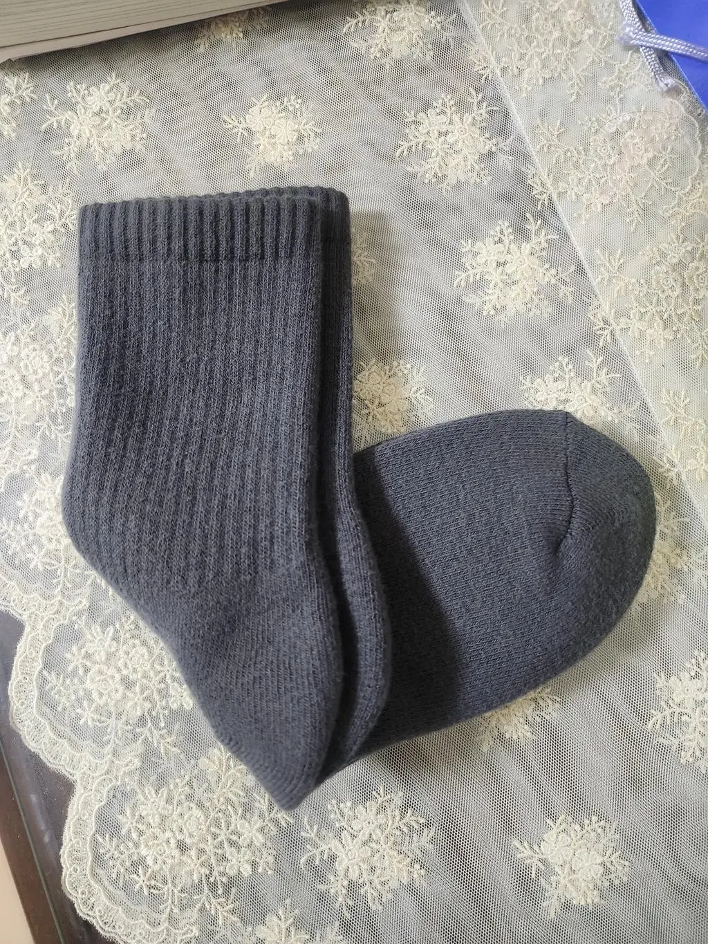 색상도 예쁘고 따뜻하네요