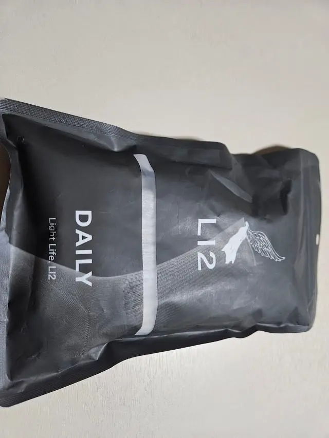 배송빠르고 신어본 겨울양말중 최고입니다 내구성은 두고 봐야하겠으나 현재론 최곱니다