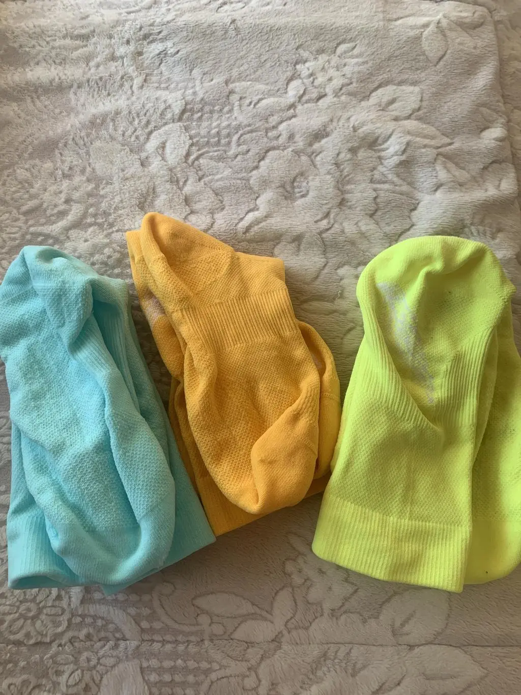 생각보다 더 착용감도 좋고 색감도 좋네요