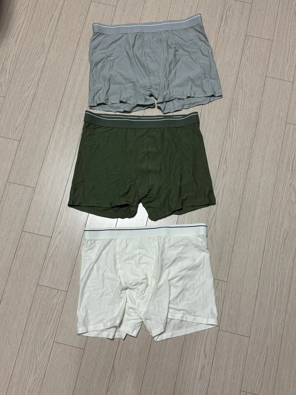 평소 착용하는 내의는 “100“ 또는 “L” 이라서
