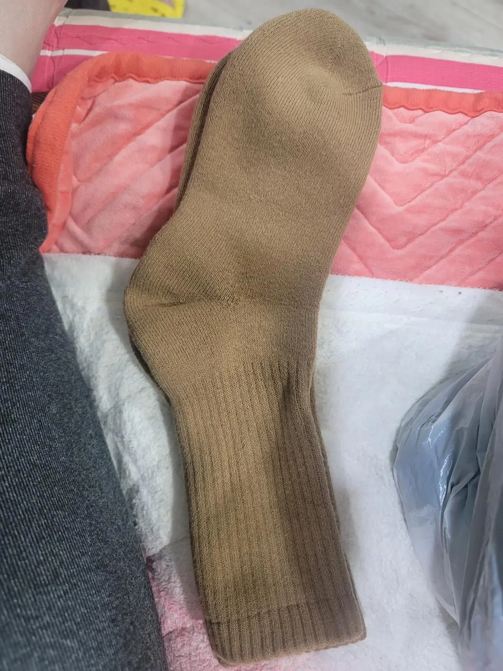 발바닥이 푹신해서 족저근막염에 좋을듯 합니다