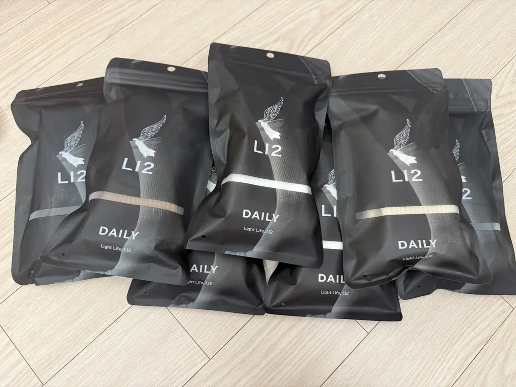 수족냉증이 심한 사람입니다. 우연히 알게된 리투에서 양말을 구매했는데 생각보다 도톰