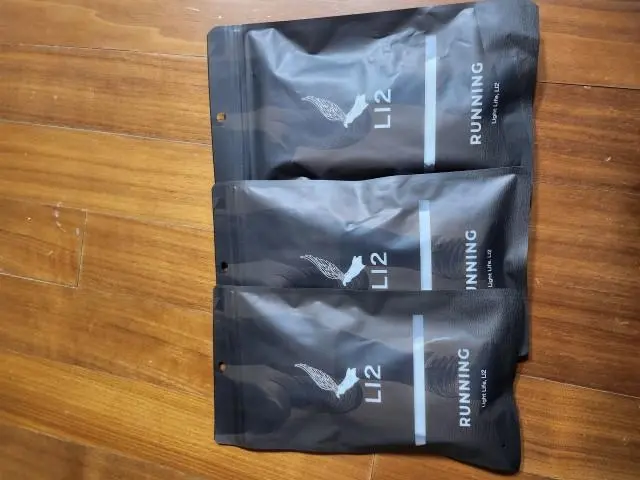 양말 사이즈가 작아 보여서 걱정 했는데 착용해보니 딱 맞네요.
