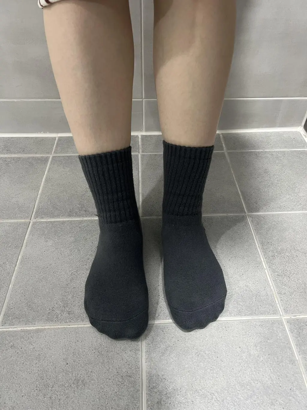 아버지꺼 그리고 딸인 제것 같이 구매했습니다 230사이즈인데 xs잘 맞구요 아부지는 m사