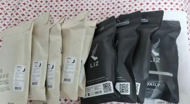 작년에 구매해서 신어보고 좋아서 추가구매했어요
