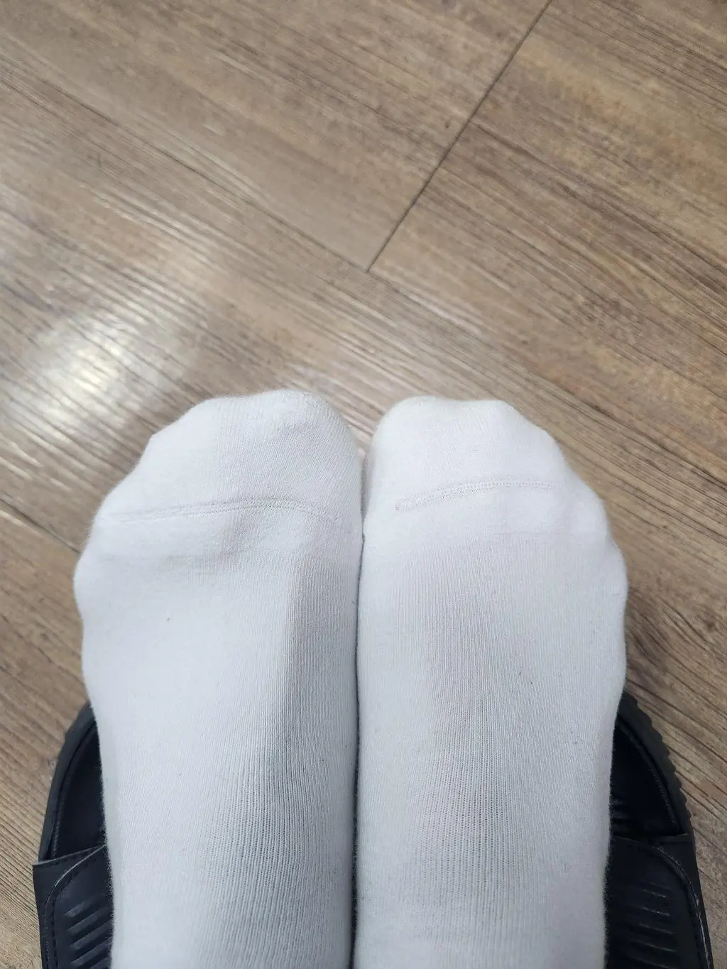 이시영 양말이라고 해서 알게 되었는데 러닝 양말은 집에 몇켤레가 있어서 일반 데일리