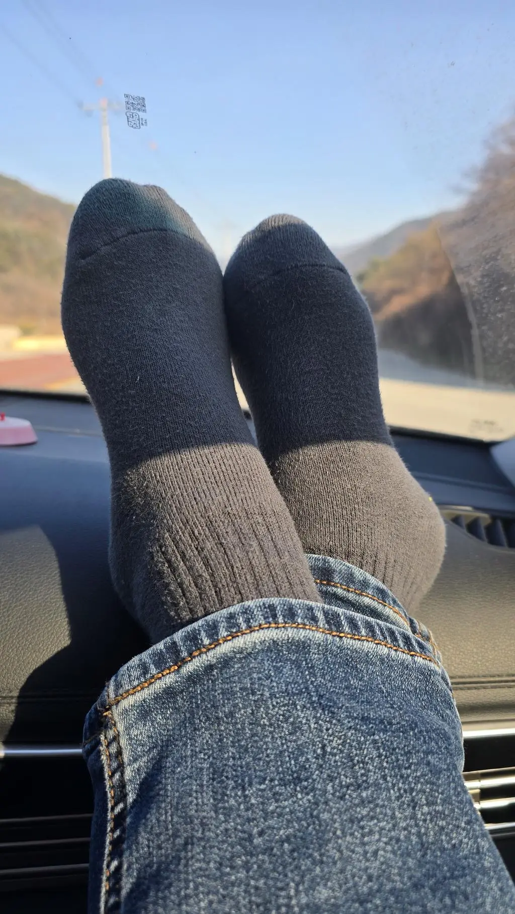 정말 편하고 활동성이 좋아요. 무엇보다 폭신폭신하고 따뜻하네요 다른 양말 필요없이 