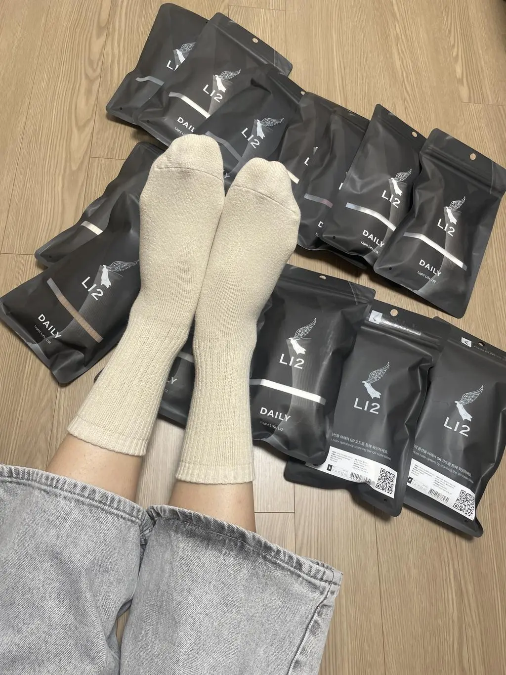 오 정맣 인생득탬 양말이네요! 발을 잡아주는 쫀쫀?함이 정맣 디릅니다. 부풀 없이 오래