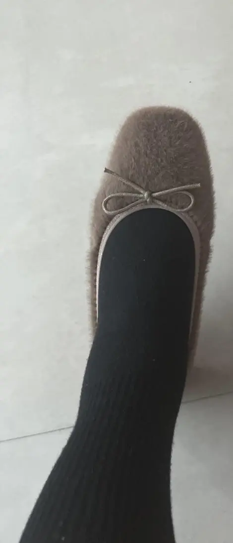 오자마자 신어보니 발에 착 붙어요
