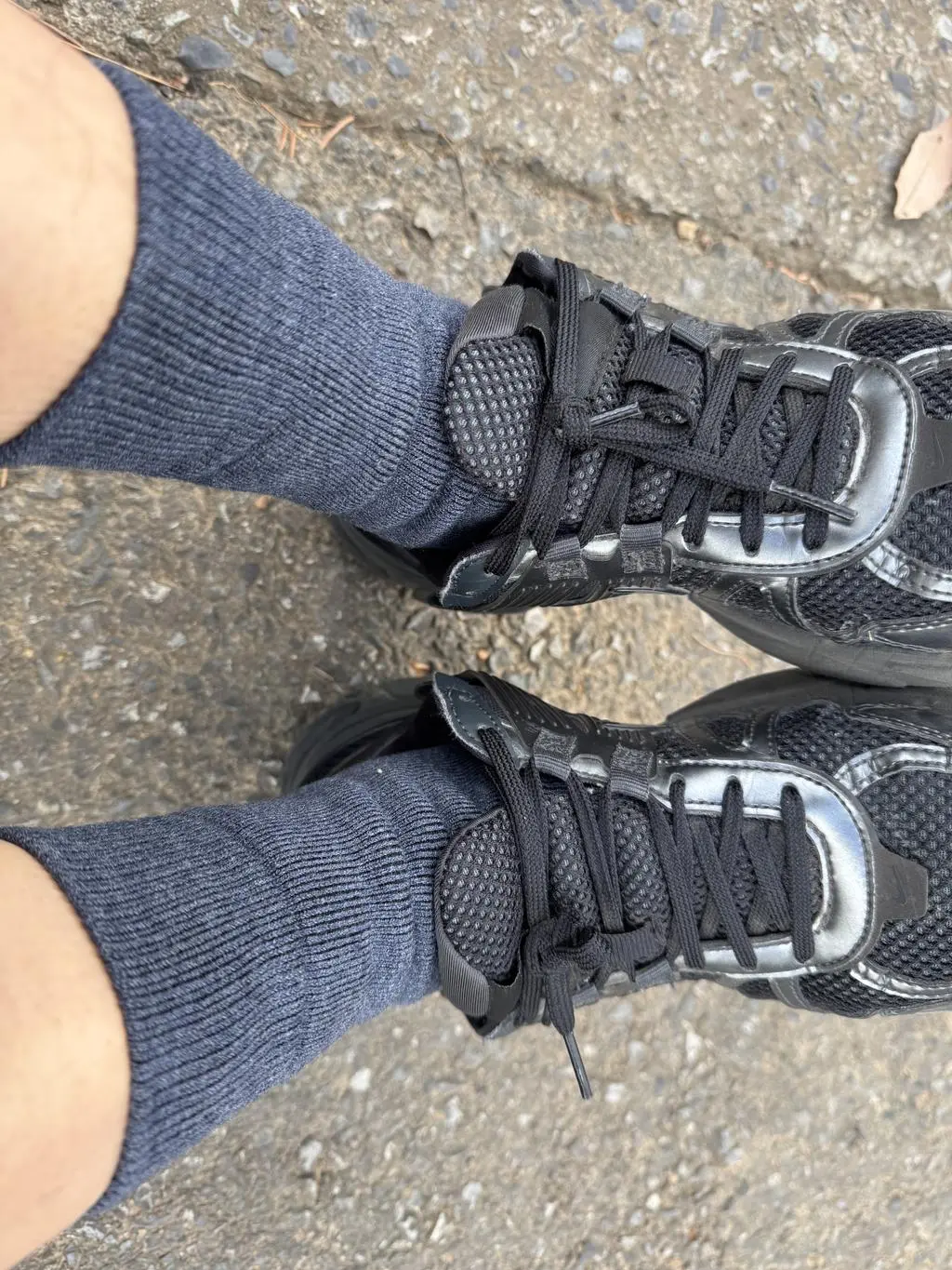 광고에 러닝 양말을 보고 고민하다가 울삭스가 있길래 구매했습니다
