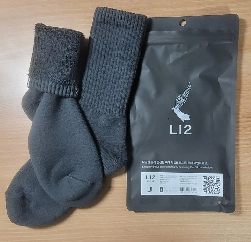 처음 주문해 보았습니다. 도톰하니 무척 따뜻하고 편안하네요. 일상생활에서나 야외활동