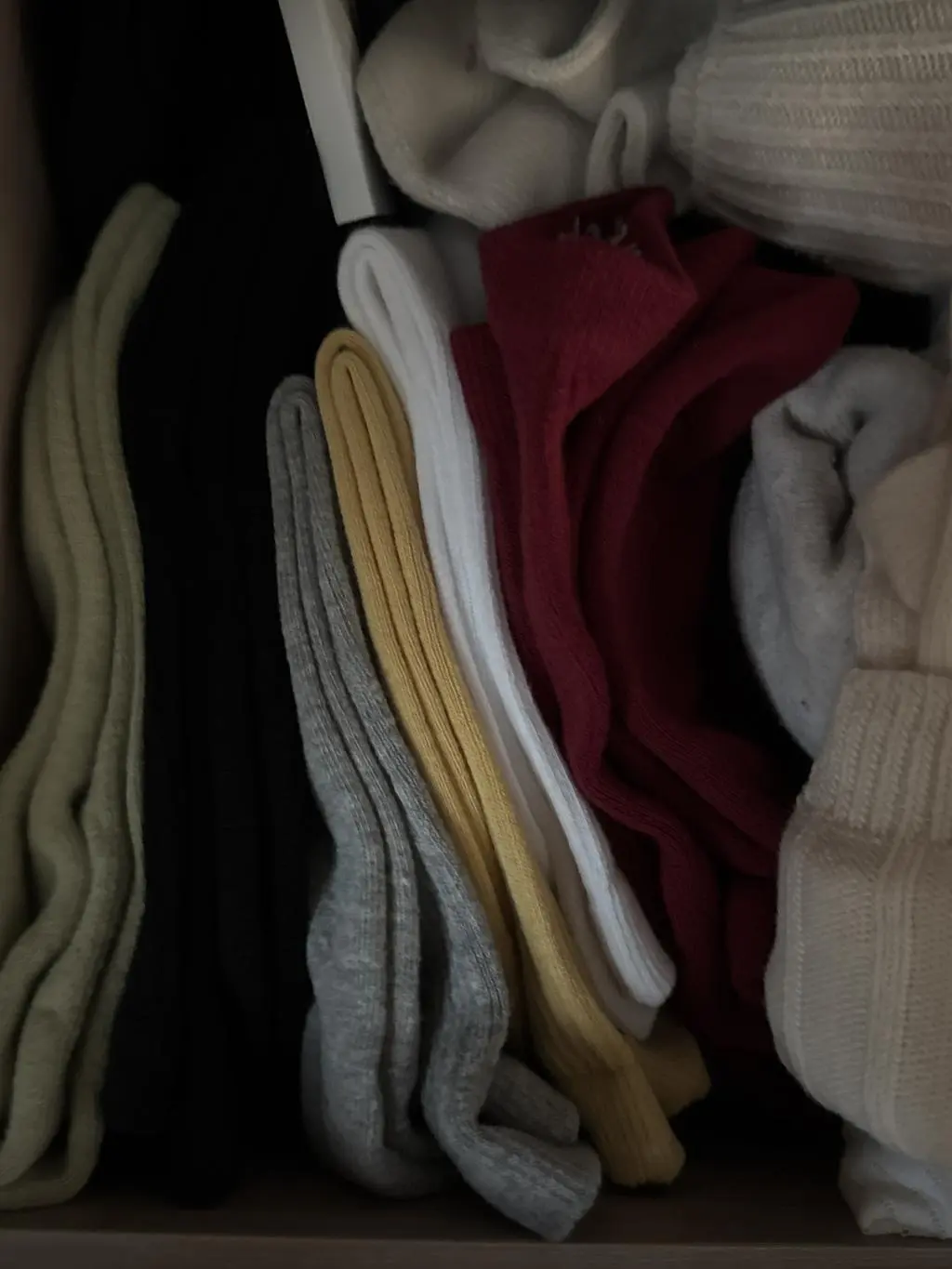 첨에 받고 솔직히 어디에 쿠션이 있디는거야..? 하고 당황해서 신고 외출해봤는데 신으