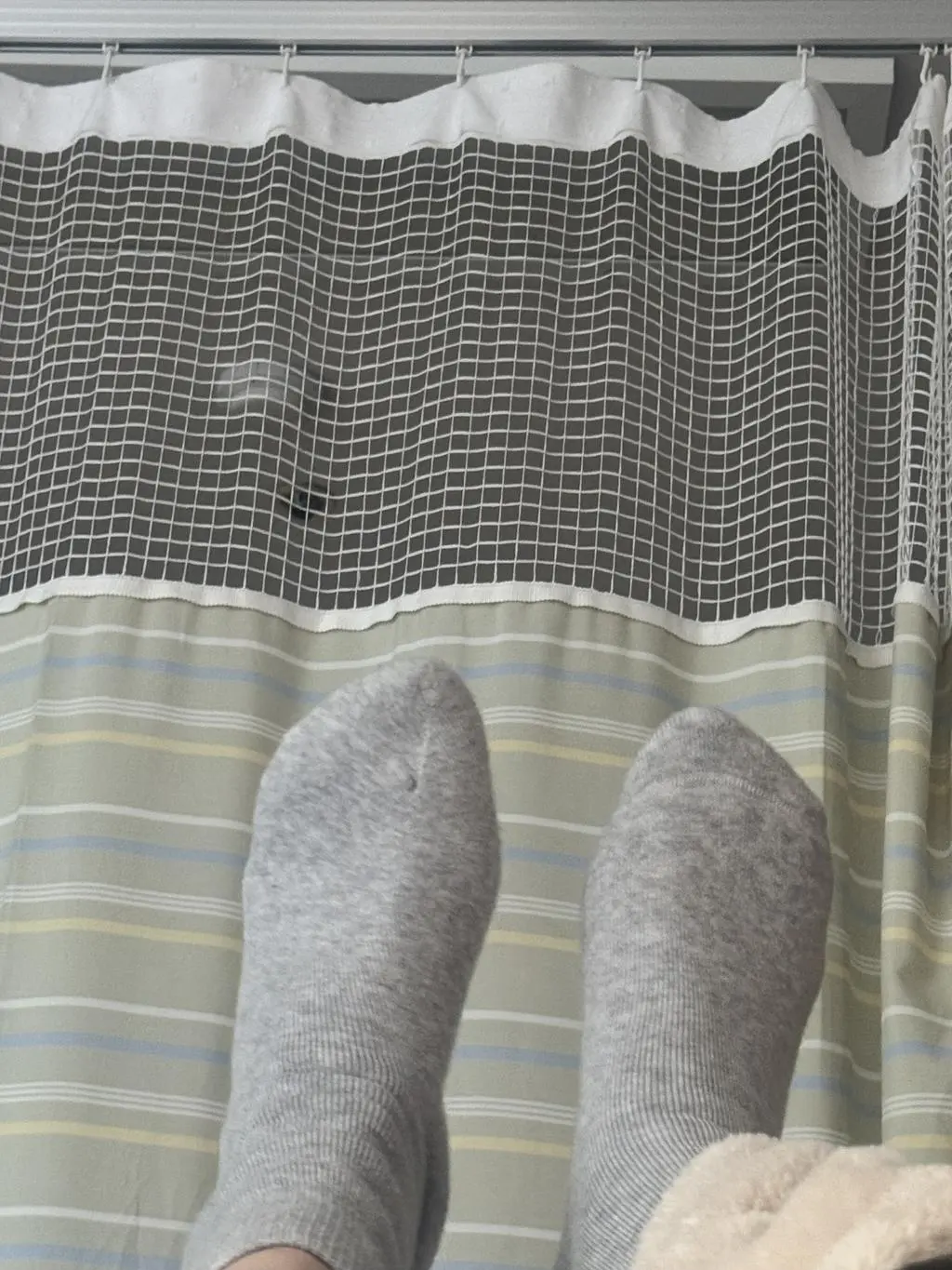 생각보다 두꺼운데 따뜻해서 좋아요 !
