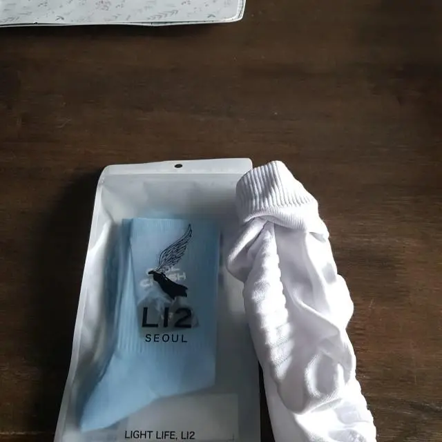 이제는 이 양말 밖에 못 신 을듯
